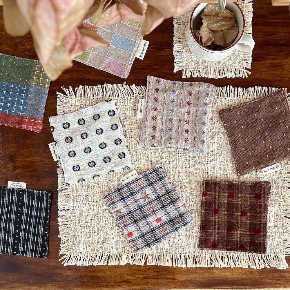 Retro Colored Water Cup Mat Co - Food Prep Mat のレビューと価格